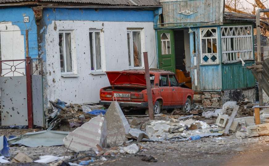 Novinari zavirili u grad koji je pretrpio stravična ratna razaranja u Ukrajini